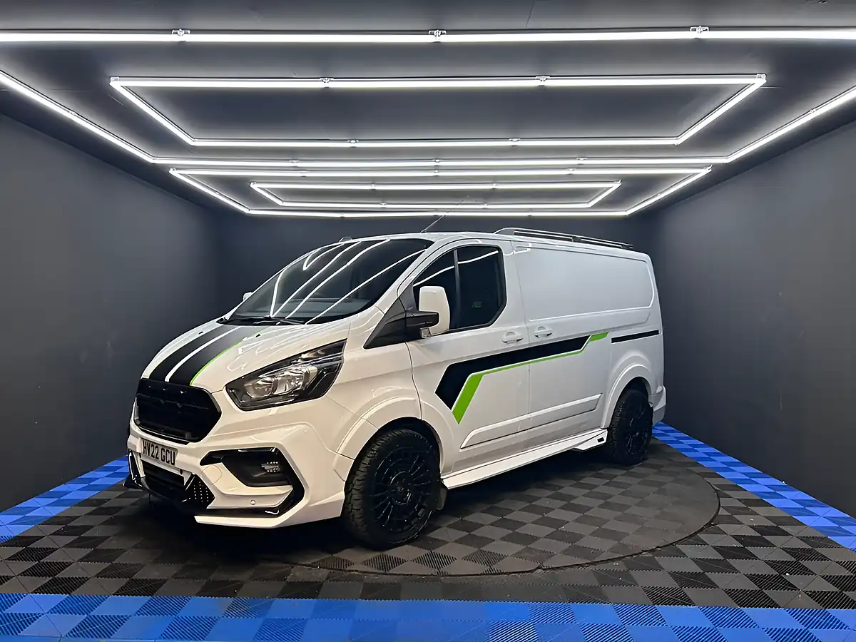 Used 2022 Ford Transit Custom Leader White - Interior and Exterior details 8