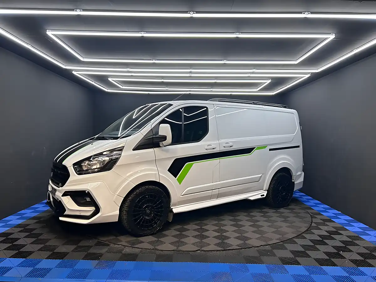 Used 2022 Ford Transit Custom Leader White - Interior and Exterior details 9