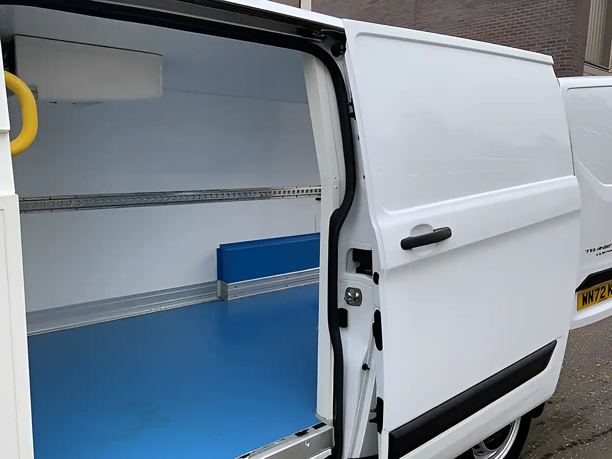 Used 2022 Ford Transit Custom Leader White - Interior and Exterior details 13