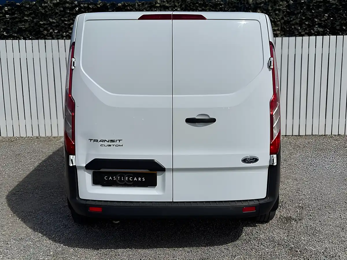 Used 2022 Ford Transit Custom Leader White - Interior and Exterior details 5