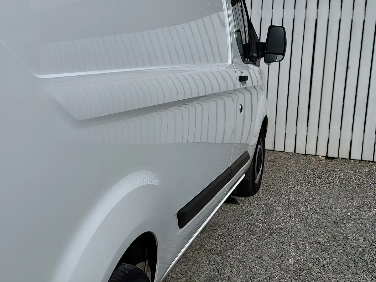 Used 2022 Ford Transit Custom Leader White - Interior and Exterior details 8