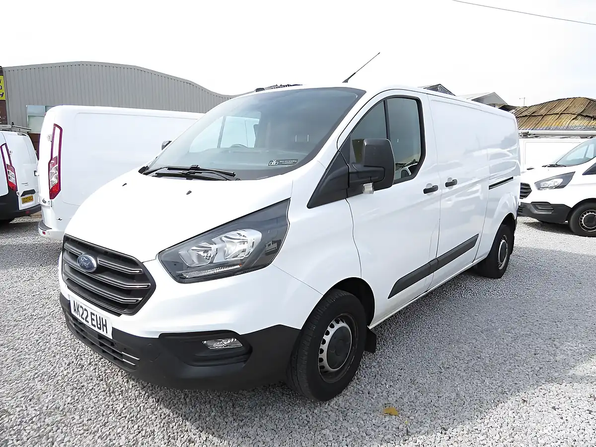 Used 2022 Ford Transit Custom Leader White - Interior and Exterior details 3