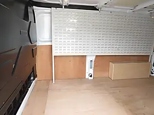 Used 2022 Ford Transit Custom Leader White - Interior and Exterior details 4