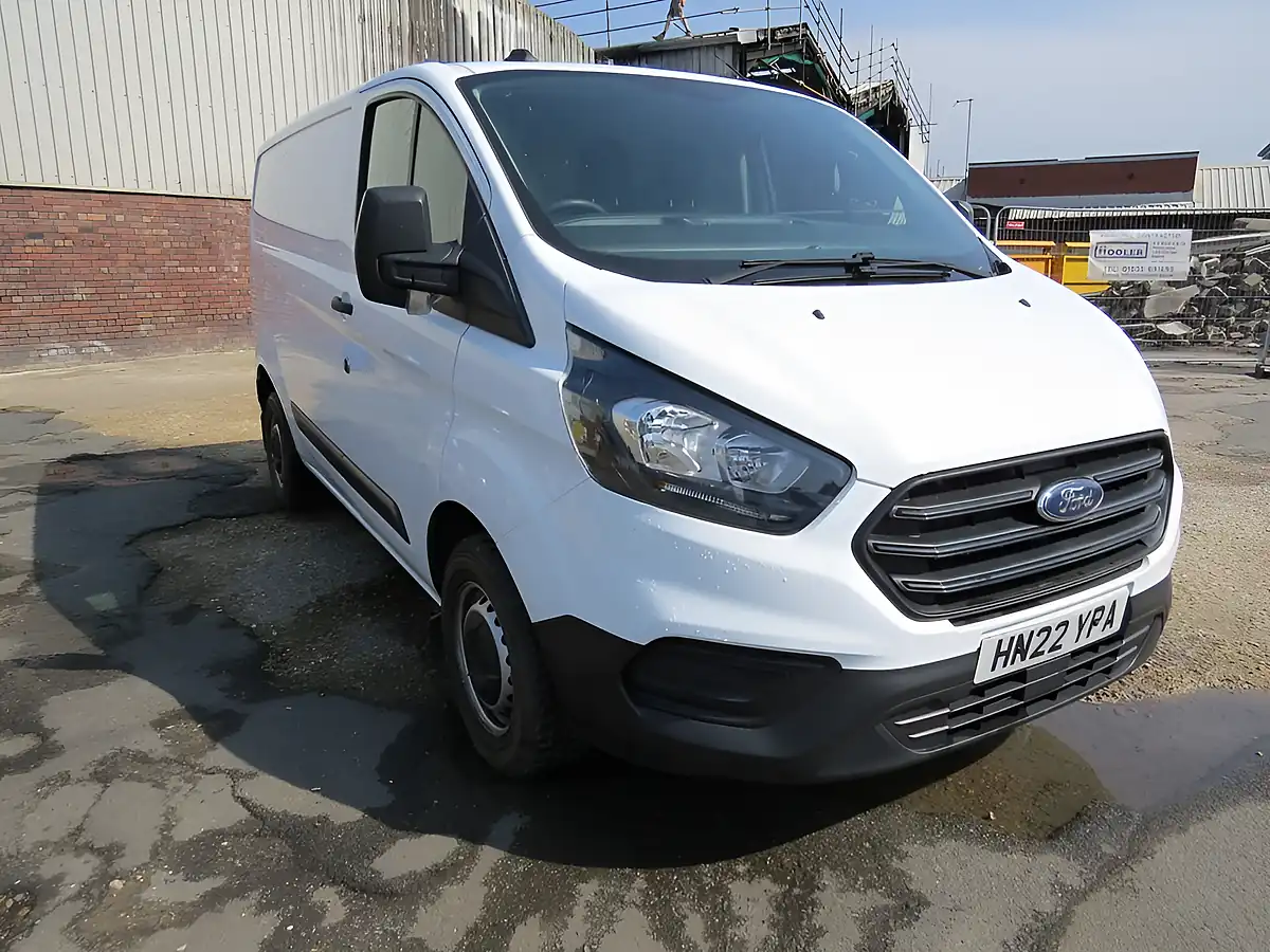 Used 2022 Ford Transit Custom Leader White - Front View