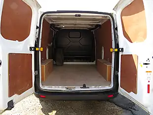 Used 2022 Ford Transit Custom Leader White - Interior and Exterior details 12