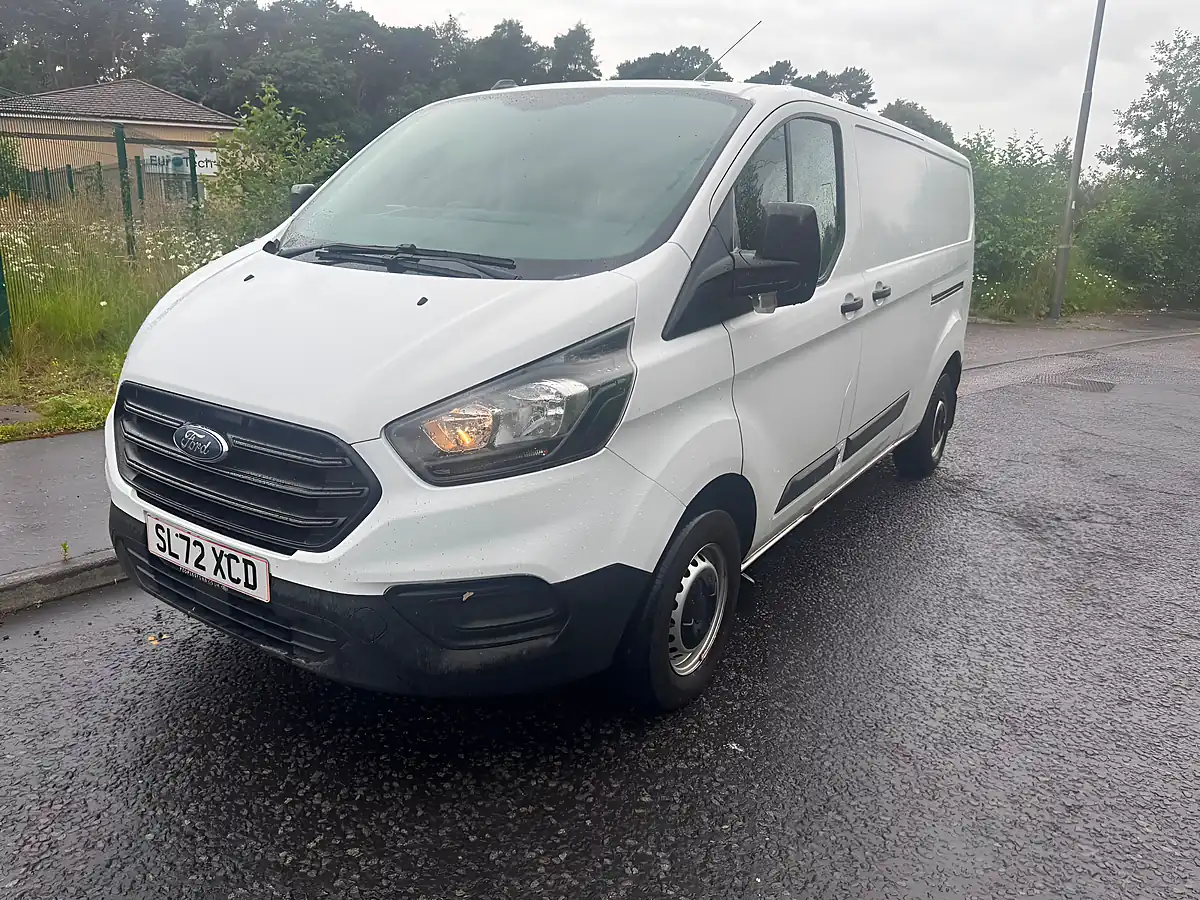 Used 2022 Ford Transit Custom Leader White - Interior and Exterior details 3