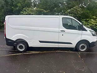 Used 2022 Ford Transit Custom Leader White - Interior and Exterior details 4