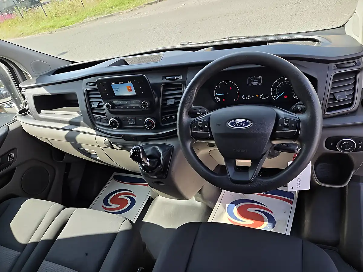 Used 2022 Ford Transit Custom Leader White - Interior and Exterior details 10