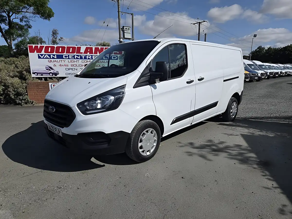 Used 2022 Ford Transit Custom Leader White - Interior and Exterior details 3