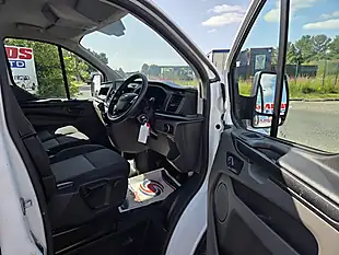 Used 2022 Ford Transit Custom Leader White - Interior and Exterior details 9