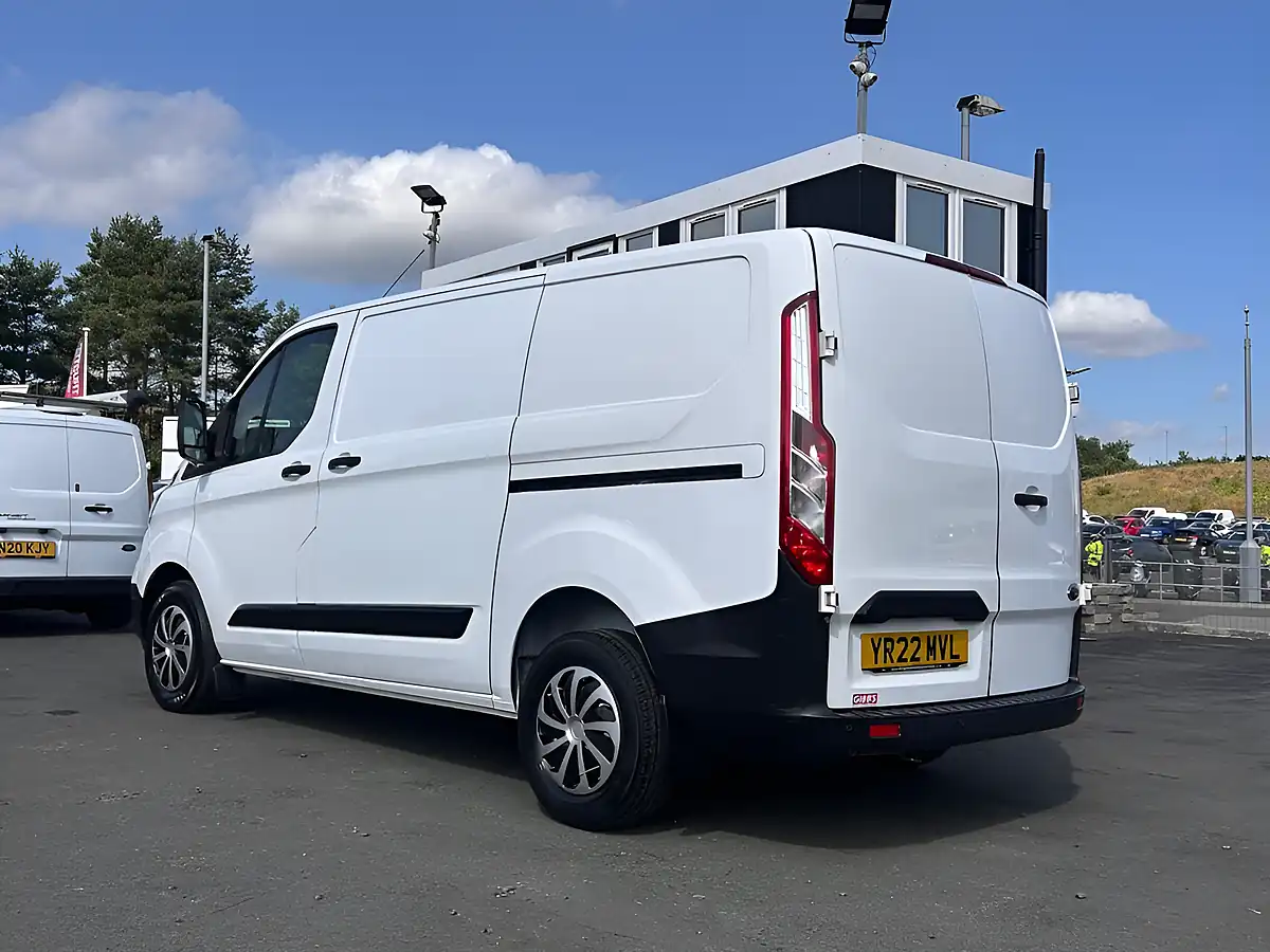 Used 2022 Ford Transit Custom Leader White - Interior and Exterior details 20