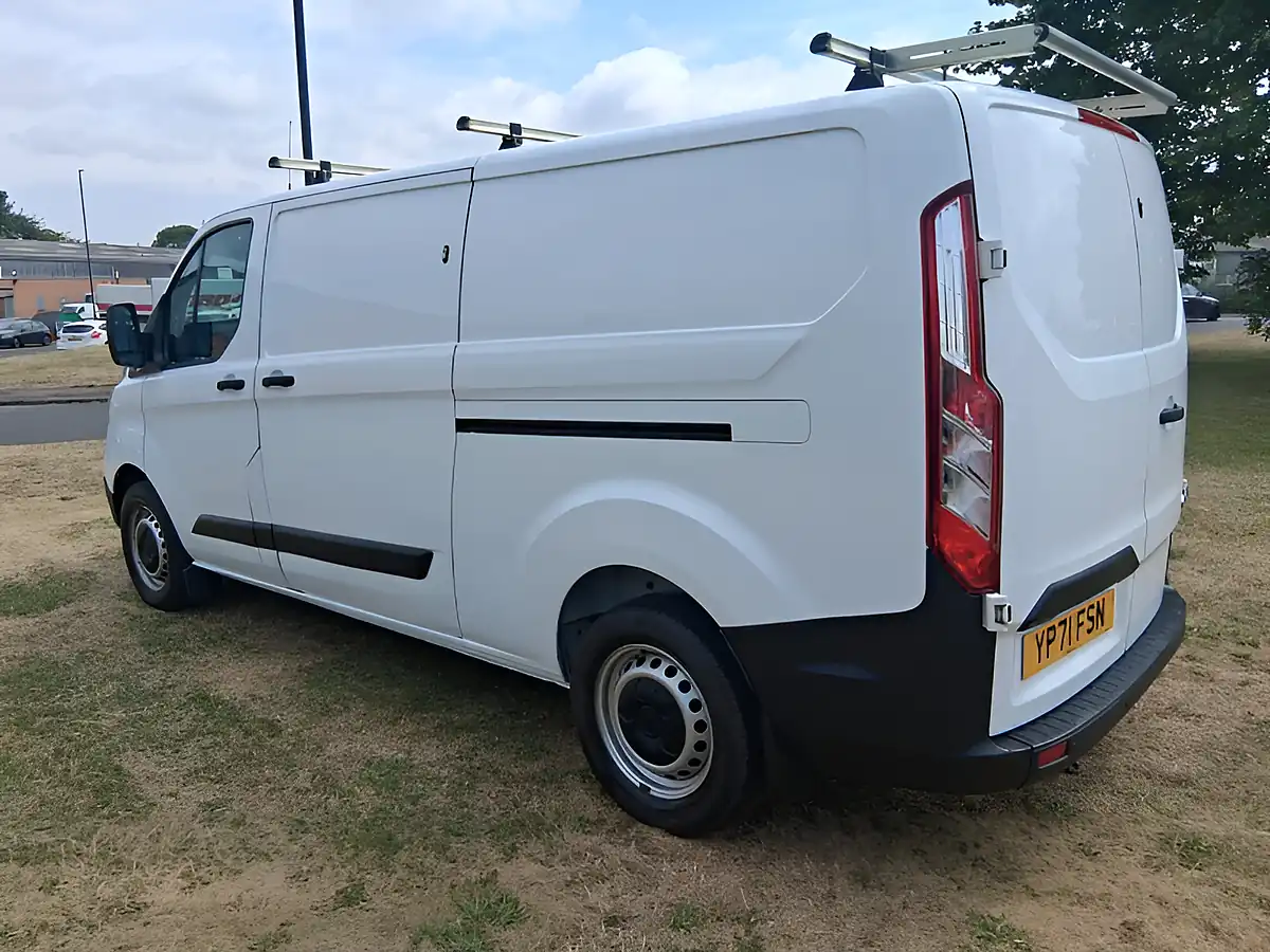 Used 2022 Ford Transit Custom Leader White - Interior and Exterior details 3