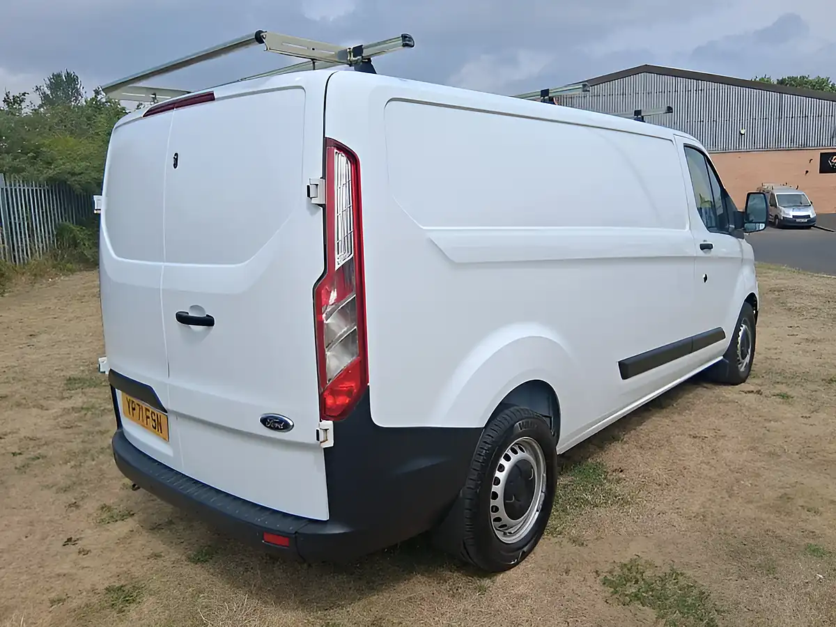 Used 2022 Ford Transit Custom Leader White - Interior and Exterior details 5