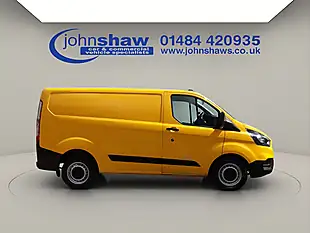 Used 2022 Ford Transit Custom Leader Yellow - Interior and Exterior details 14