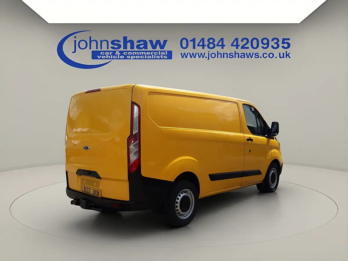Used 2022 Ford Transit Custom Leader Yellow - Interior and Exterior details 9