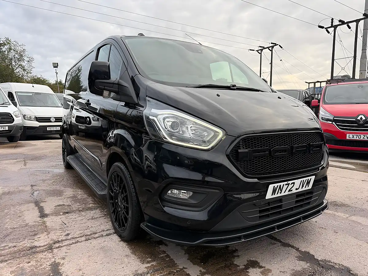 Used 2022 Ford Transit Custom Limited Black - Interior and Exterior details 5