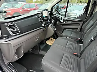 Used 2022 Ford Transit Custom Limited Black - Interior and Exterior details 9