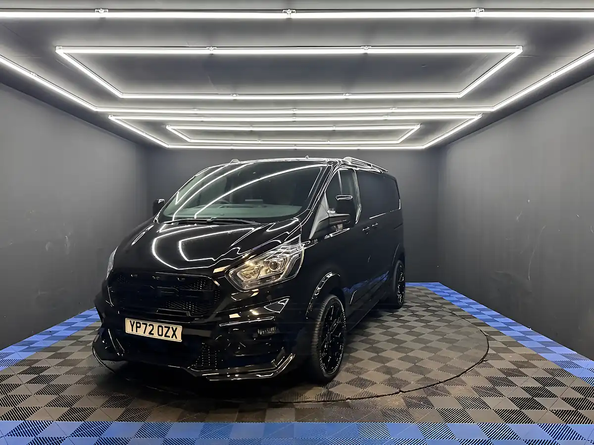 Used 2022 Ford Transit Custom Limited Black - Interior and Exterior details 12