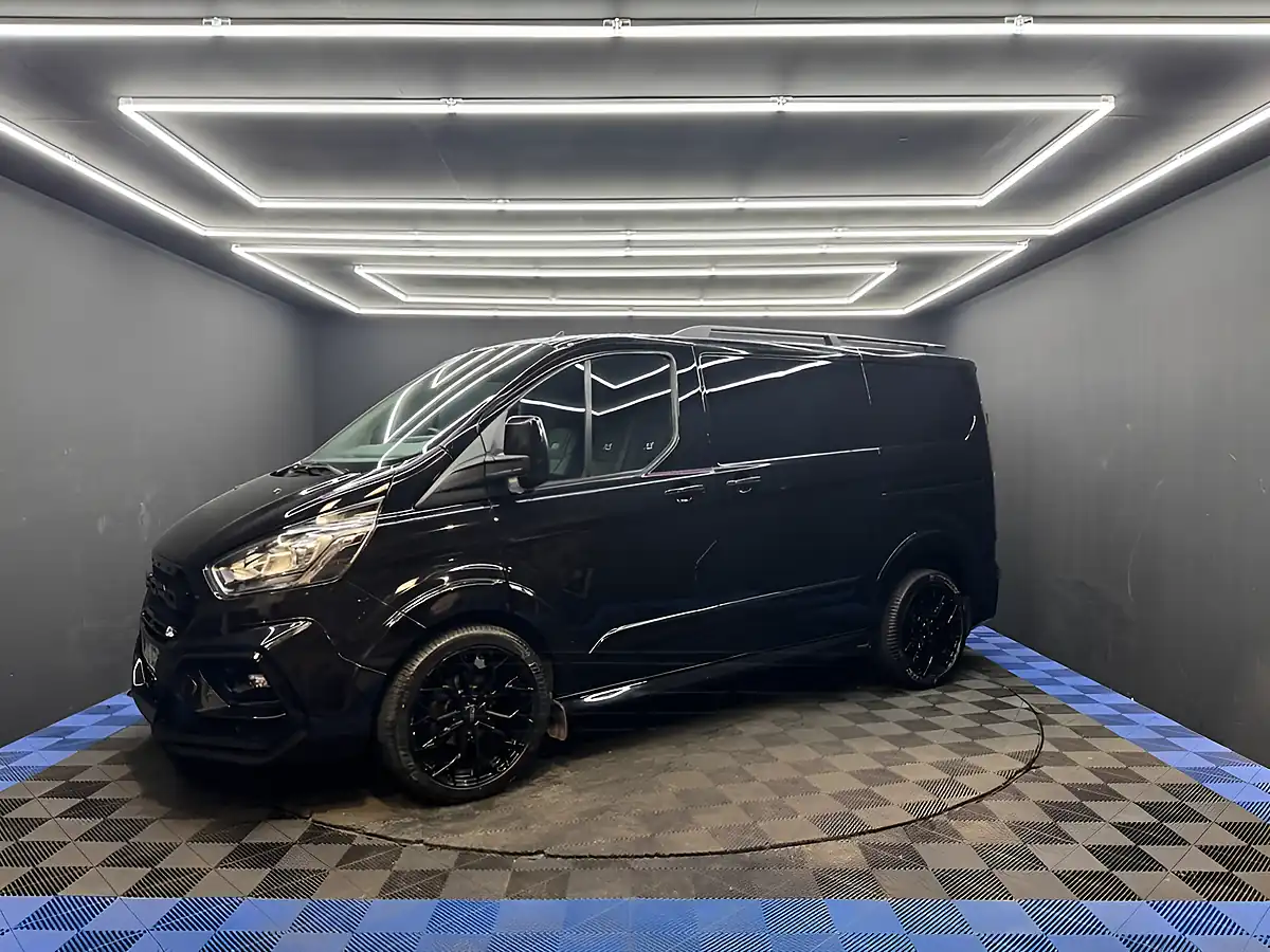Used 2022 Ford Transit Custom Limited Black - Interior and Exterior details 15