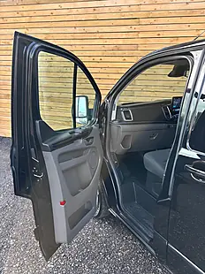 Used 2022 Ford Transit Custom Limited Black - Interior and Exterior details 17