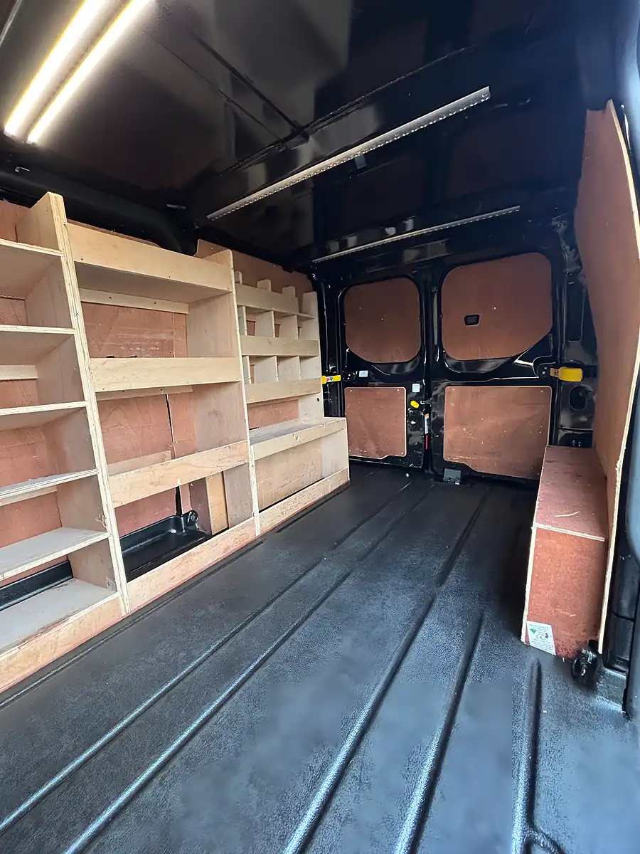 Used 2022 Ford Transit Custom Limited Black - Interior and Exterior details 20