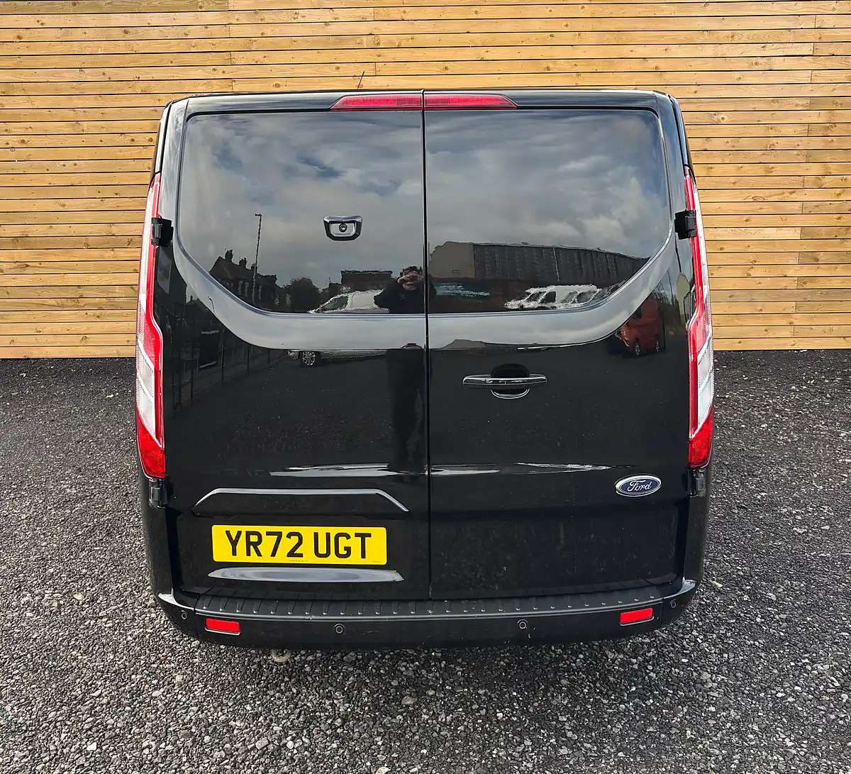 Used 2022 Ford Transit Custom Limited Black - Interior and Exterior details 8
