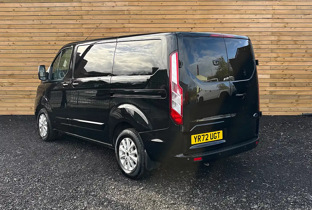 Used 2022 Ford Transit Custom Limited Black - Interior and Exterior details 9