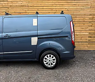 Used 2022 Ford Transit Custom Limited Blue - Interior and Exterior details 10