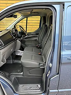 Used 2022 Ford Transit Custom Limited Blue - Interior and Exterior details 16