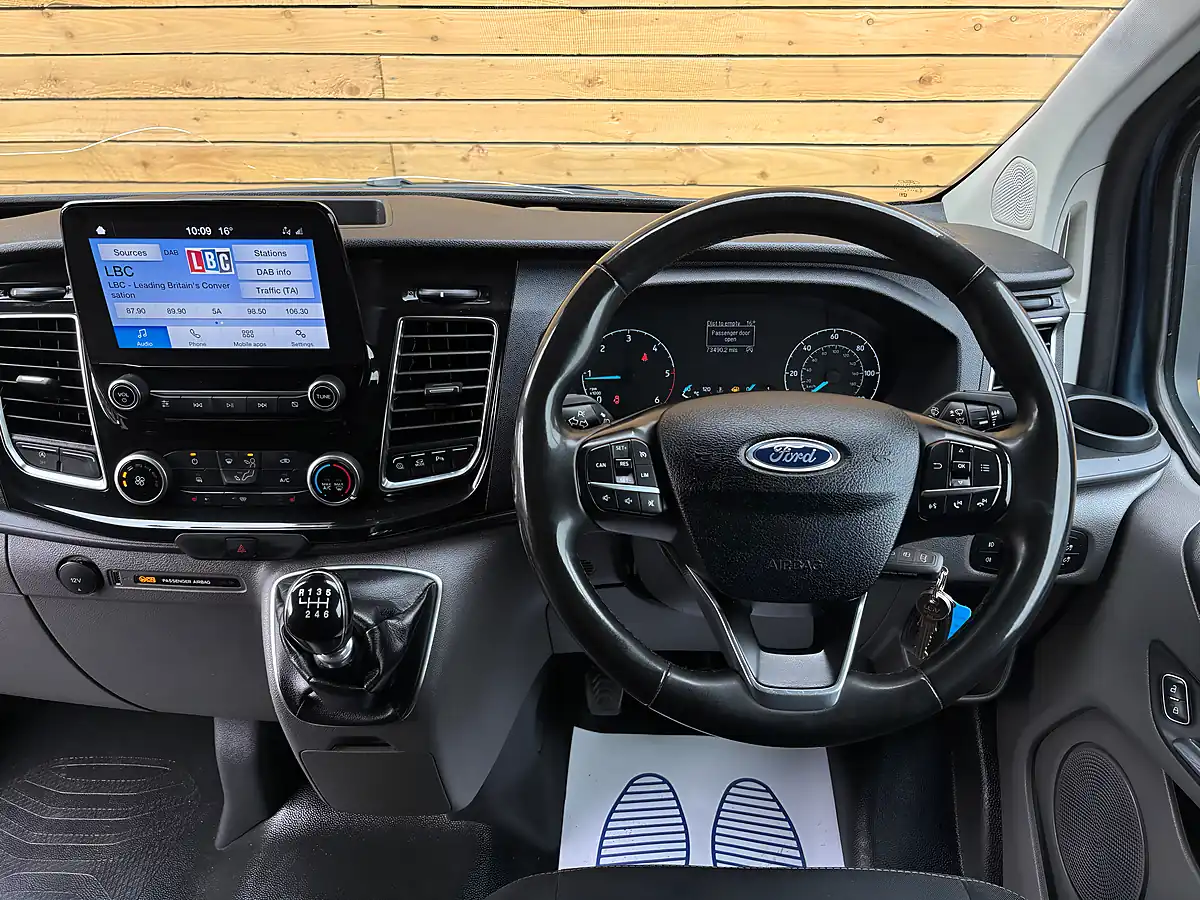 Used 2022 Ford Transit Custom Limited Blue - Interior and Exterior details 17