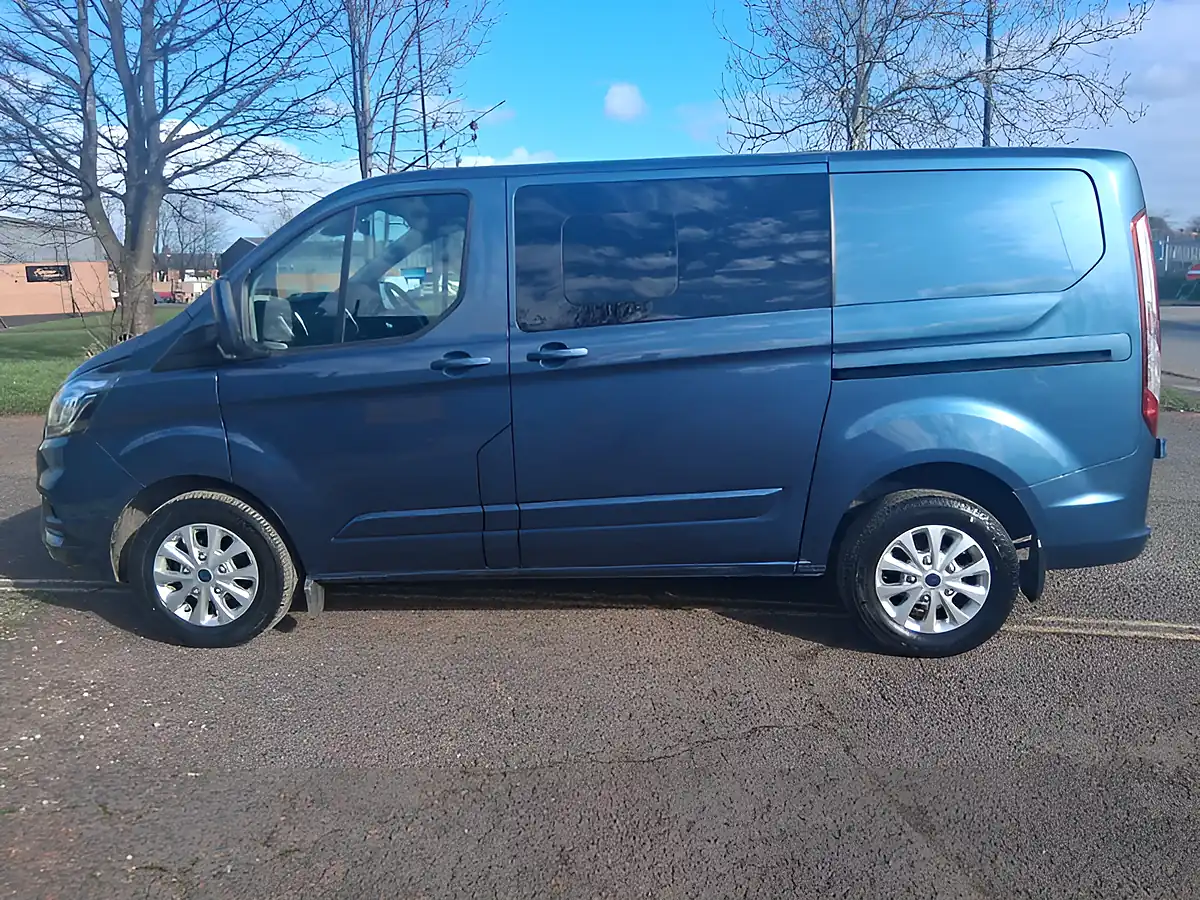 Used 2022 Ford Transit Custom Limited Blue - Interior and Exterior details 2