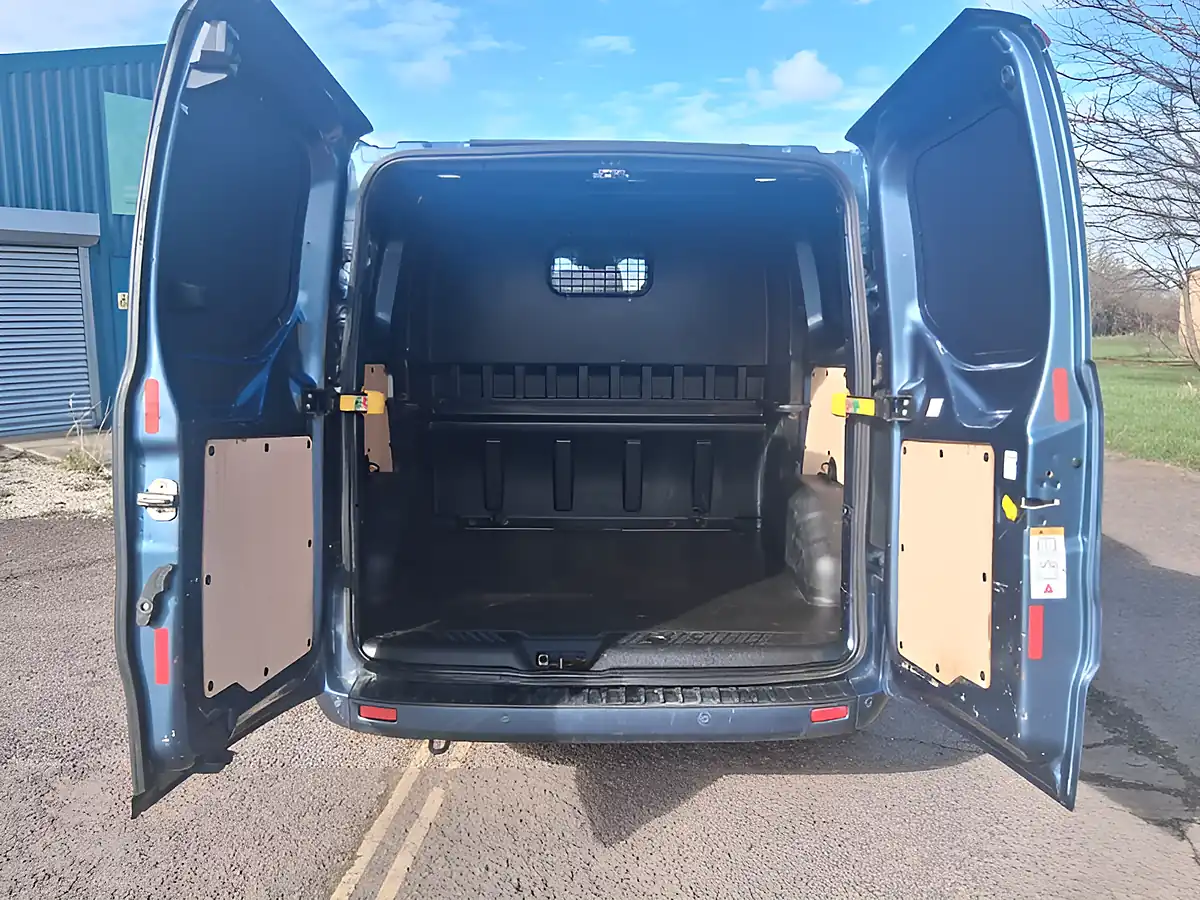 Used 2022 Ford Transit Custom Limited Blue - Interior and Exterior details 8