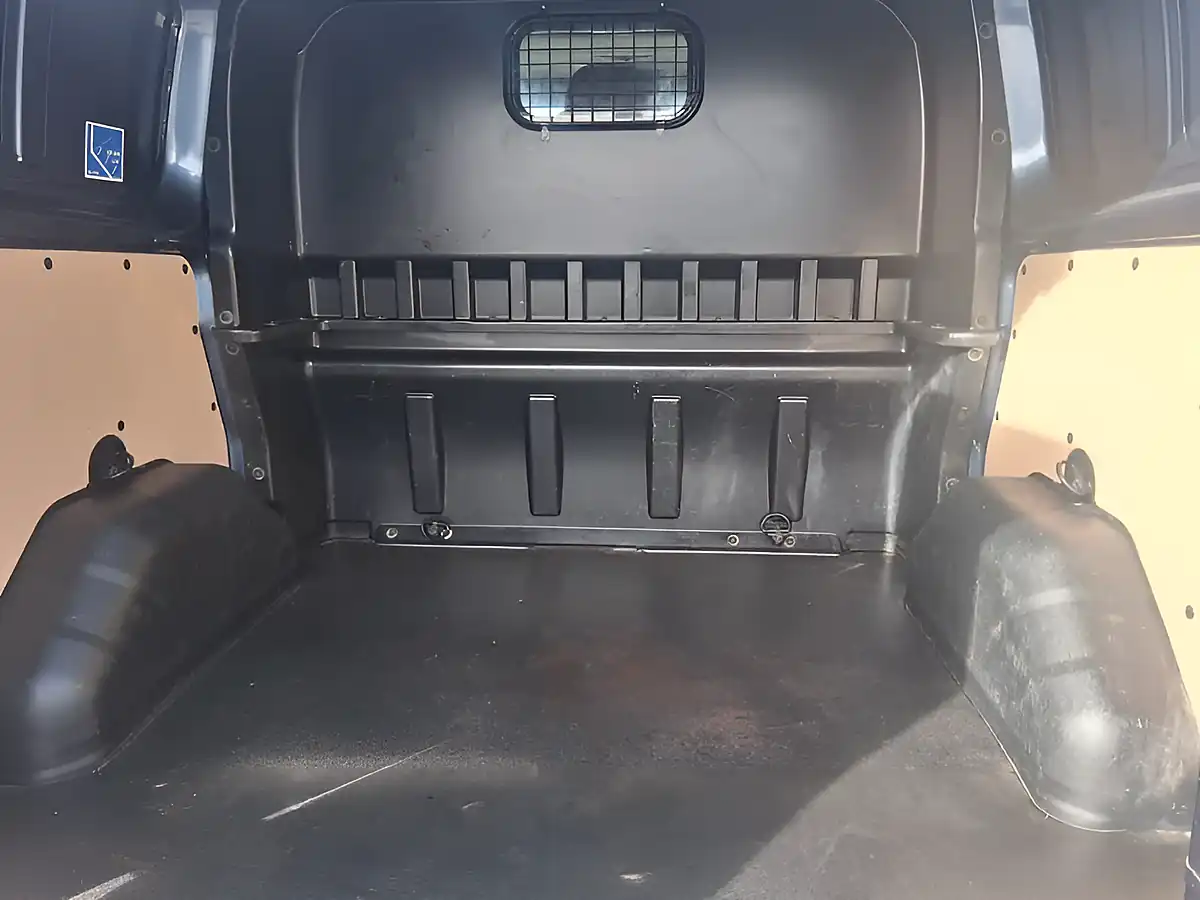 Used 2022 Ford Transit Custom Limited Blue - Interior and Exterior details 9