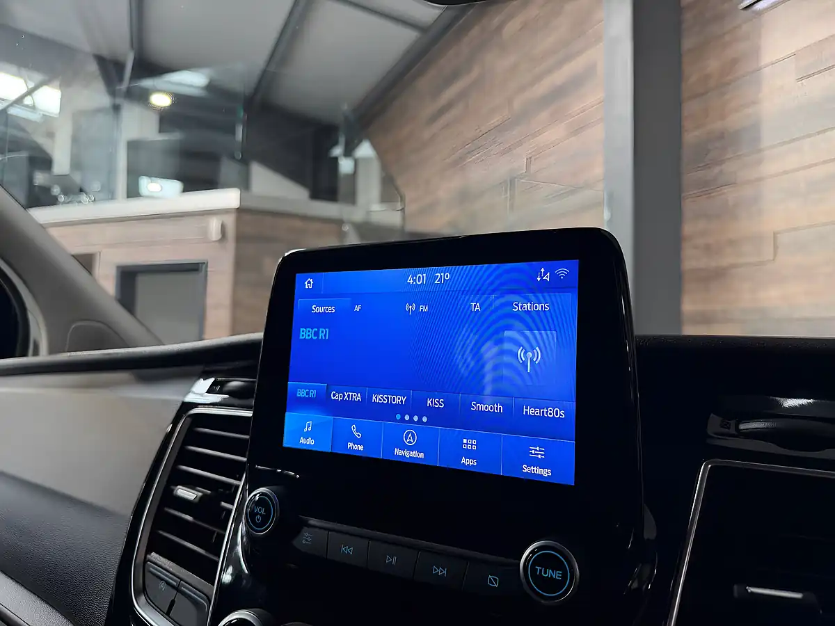Used 2022 Ford Transit Custom Limited Blue - Interior and Exterior details 14