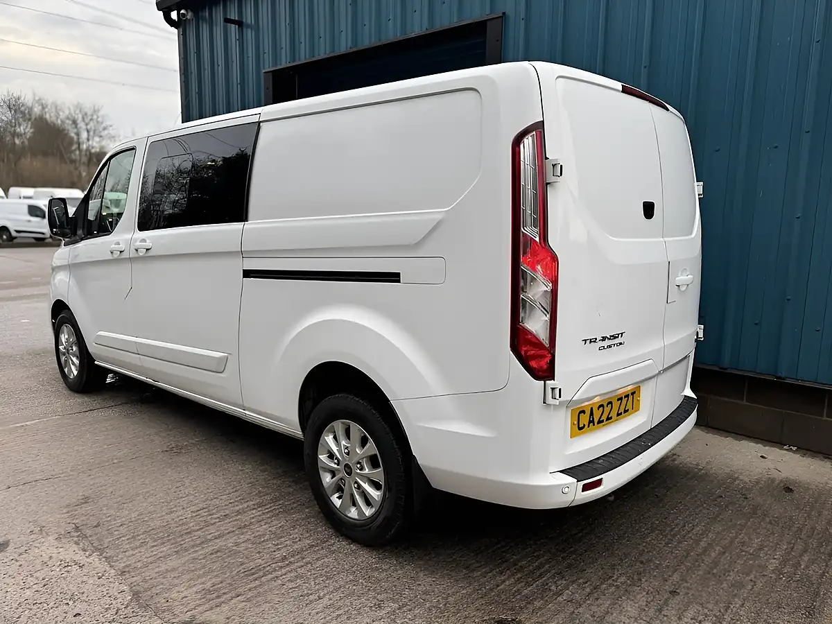 Used 2022 Ford Transit Custom Limited Crew Cab White - Interior and Exterior details 7
