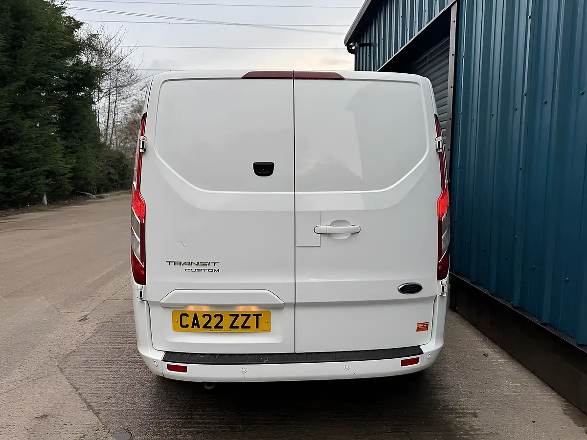 Used 2022 Ford Transit Custom Limited Crew Cab White - Interior and Exterior details 9
