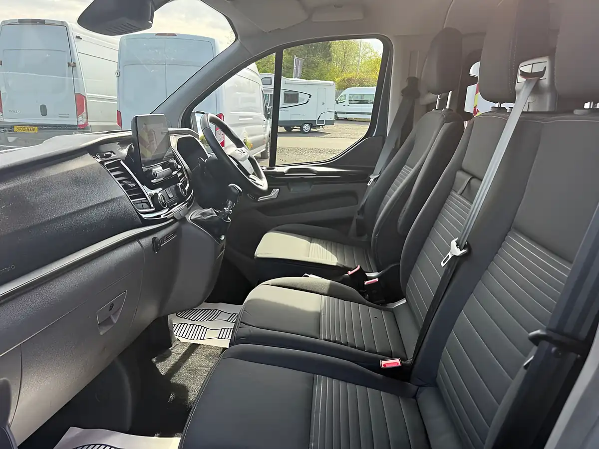 Used 2022 Ford Transit Custom Limited Crew Van Blue Metallic - Interior and Exterior details 10