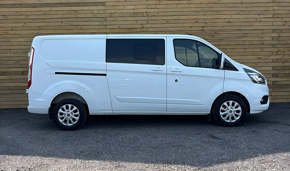 Used 2022 Ford Transit Custom Limited Crew Van Double Cab White - Interior and Exterior details 2
