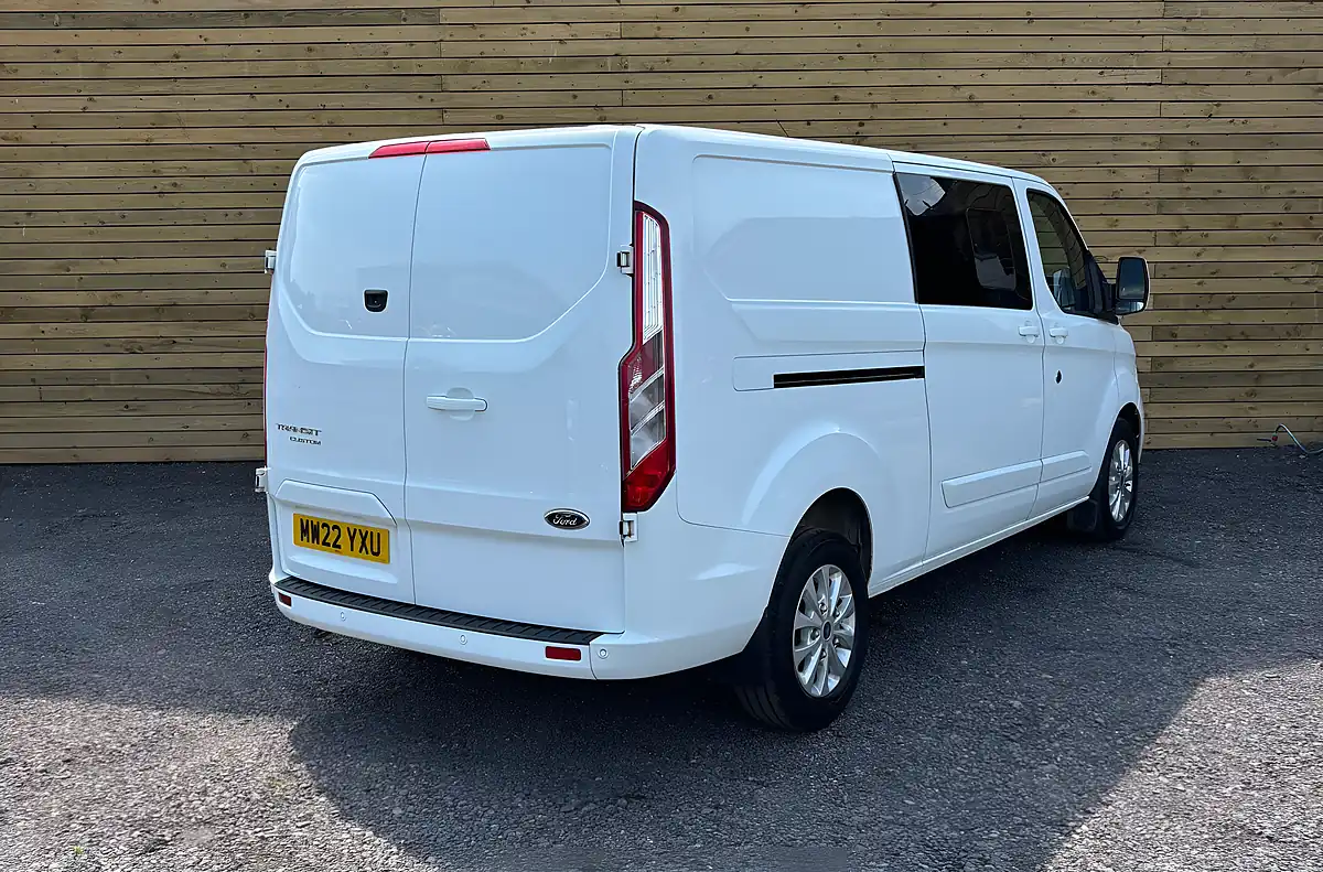 Used 2022 Ford Transit Custom Limited Crew Van Double Cab White - Interior and Exterior details 3