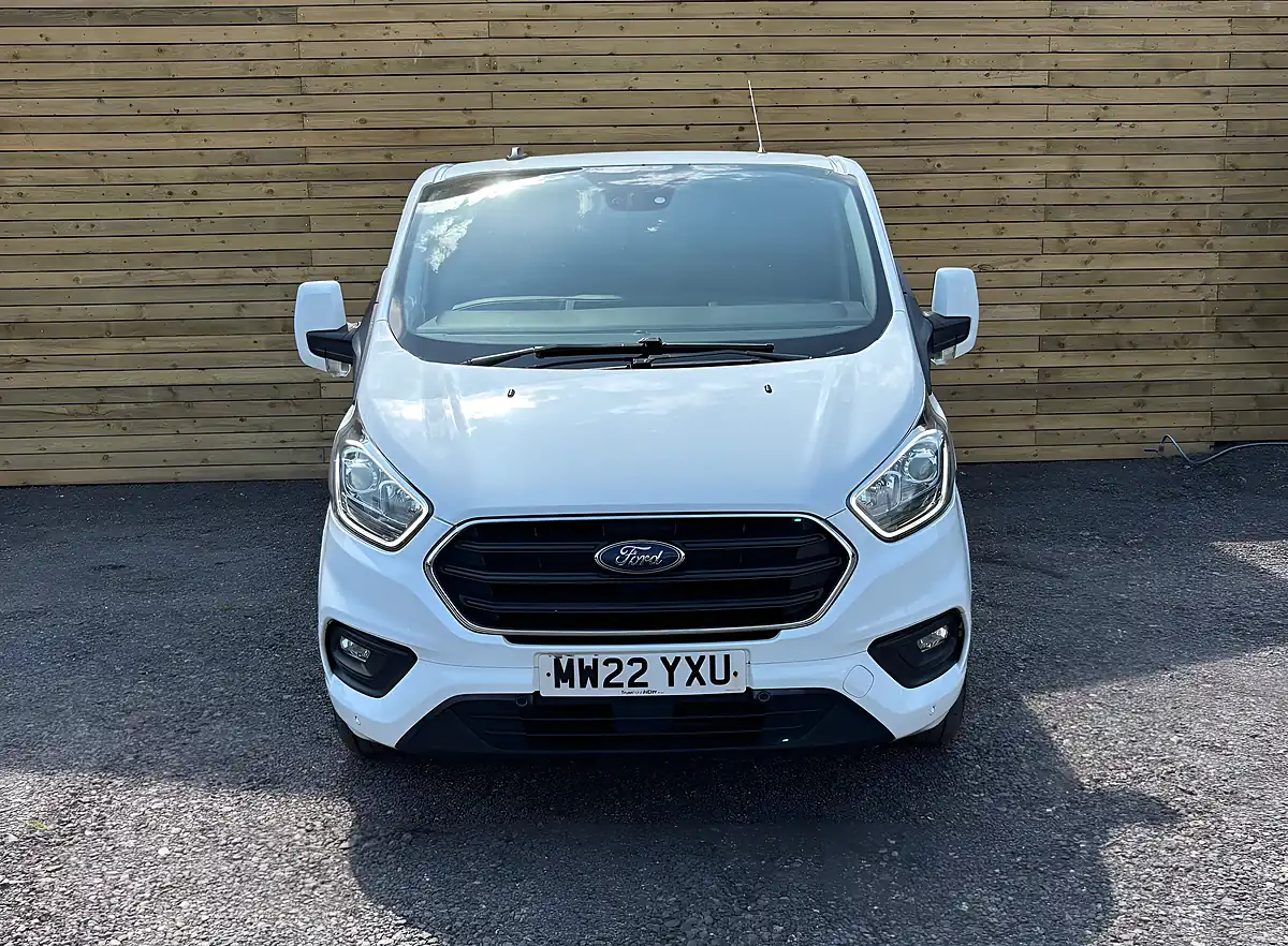 Used 2022 Ford Transit Custom Limited Crew Van Double Cab White - Interior and Exterior details 8