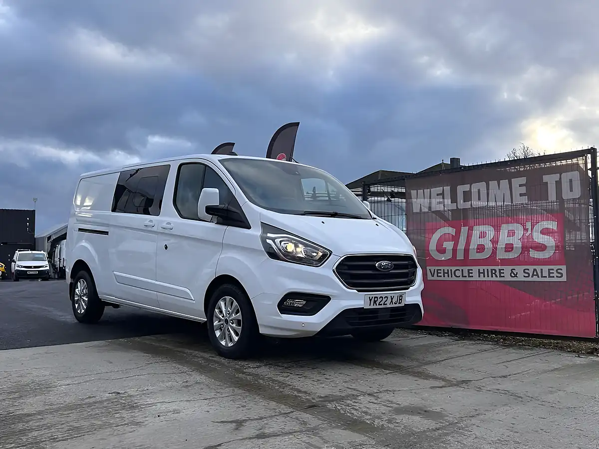 Used 2022 Ford Transit Custom Limited Crew Van Double Cab White - Front View