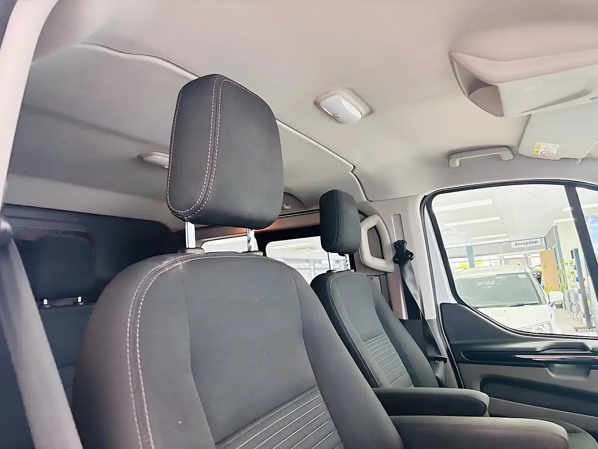 Used 2022 Ford Transit Custom Limited Crew White - Interior and Exterior details 16