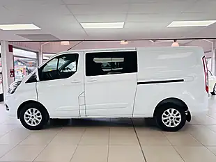 Used 2022 Ford Transit Custom Limited Crew White - Interior and Exterior details 4