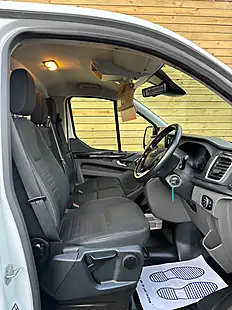 Used 2022 Ford Transit Custom Limited Frozen White - Interior and Exterior details 10