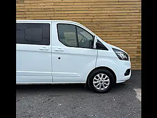 Used 2022 Ford Transit Custom Limited Frozen White - Interior and Exterior details 6