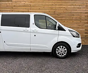 Used 2022 Ford Transit Custom Limited Frozen White - Interior and Exterior details 3