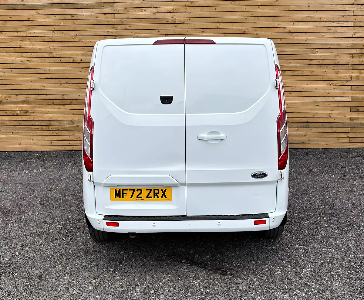 Used 2022 Ford Transit Custom Limited Frozen White - Interior and Exterior details 8