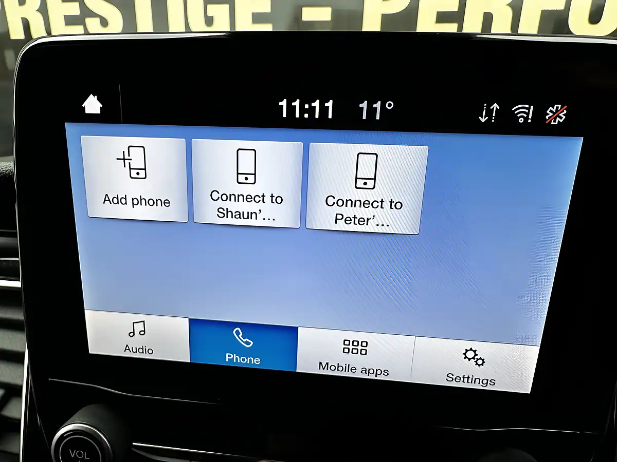 Used 2022 Ford Transit Custom Limited Frozen White - Interior and Exterior details 13