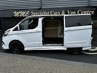 Used 2022 Ford Transit Custom Limited Frozen White - Interior and Exterior details 2