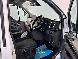 Used 2022 Ford Transit Custom Limited Frozen White - Interior and Exterior details 11